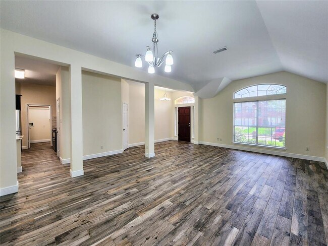 Building Photo - 25807 Elmley Pl