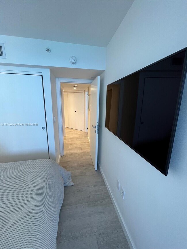 Building Photo - 6301 Collins Ave