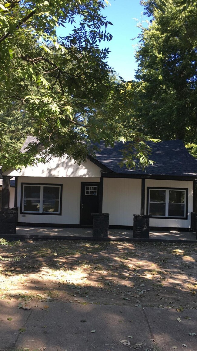 2042 Whitney Ave 2042 Whitney Ave Memphis TN 38127 Apartment Finder