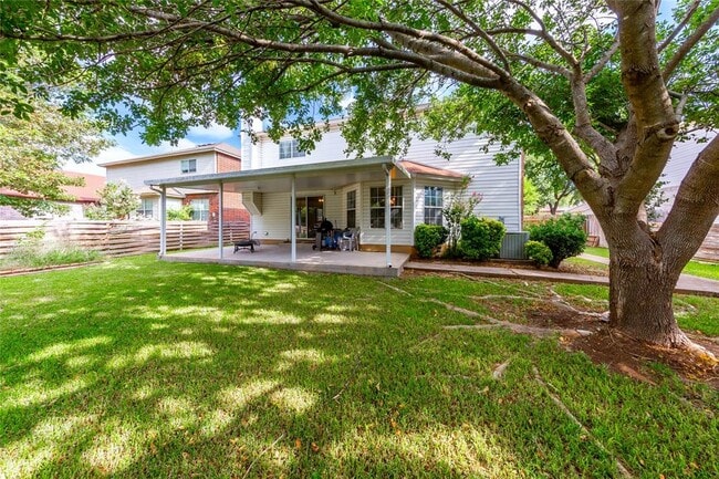 Building Photo - 1910 Ruthie Run