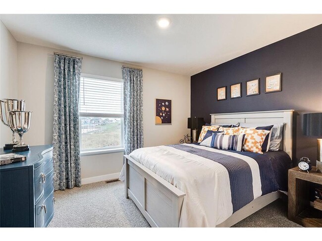 Building Photo - 5193 Mustang Dr