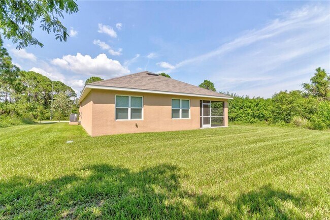 Building Photo - 14343 Overlook Ave
