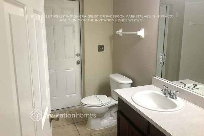 Building Photo - 1735 Creekwater Blvd