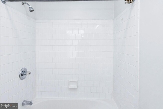 Building Photo - 9815 Berrywood Ct