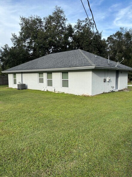 Building Photo - 508 SE 11th Ave