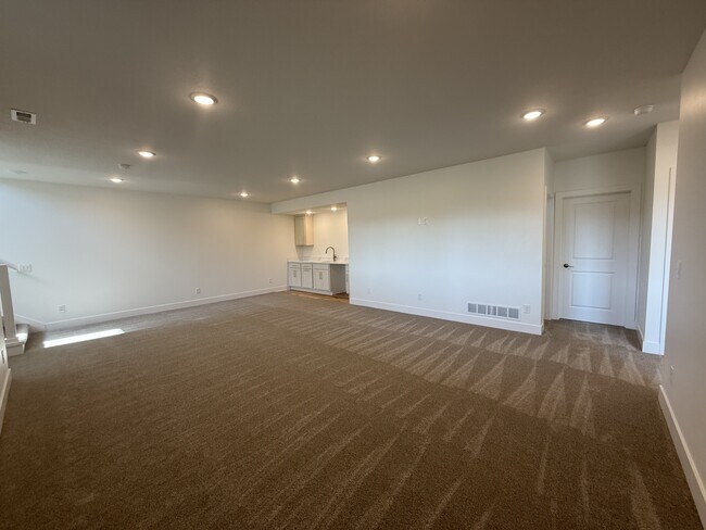 Building Photo - 778 NE 71st St