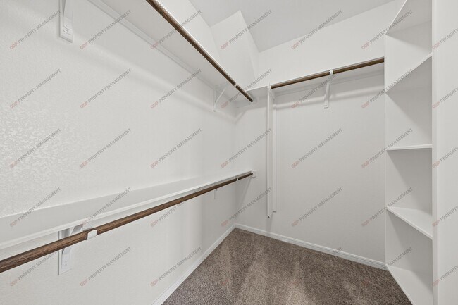 Building Photo - 7901 Hickman St