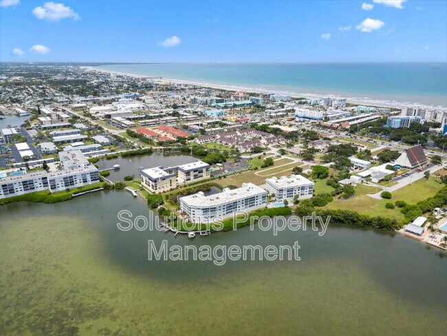 Building Photo - 190 Pinellas Ln
