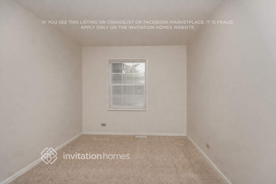 Building Photo - 24106 W Hazelcrest Dr