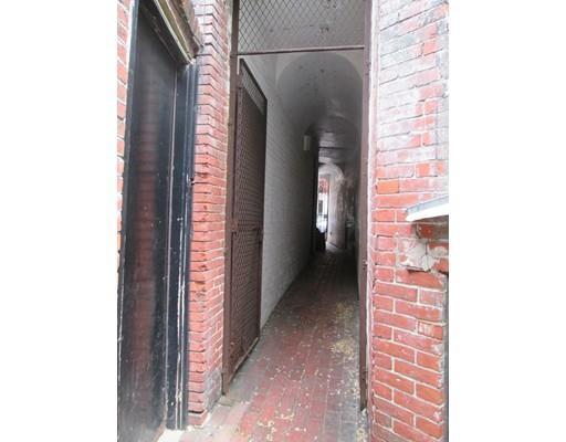 Building Photo - 34 Mt Vernon St