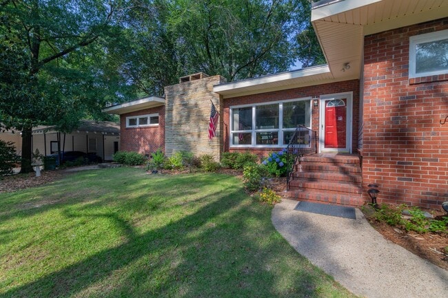 Building Photo - Furnished Midtown 4 Bedroom/2 Bath Home, C...