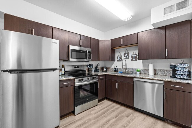 Building Photo - 1741 S Mill Ave