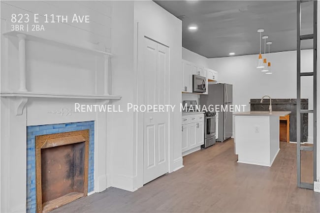 Building Photo - 823 E 11th Ave