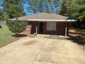 Building Photo - 2171 McGee Rd