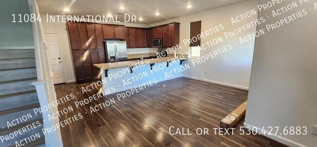 Building Photo - 11084 International Dr