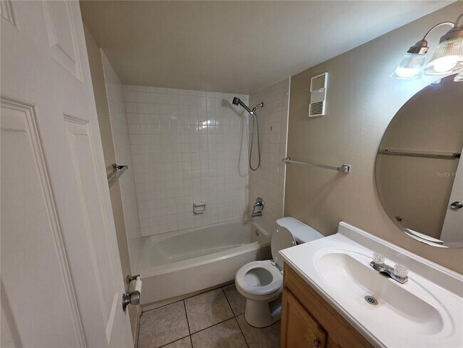 Building Photo - 110 Cypress Woods Ct
