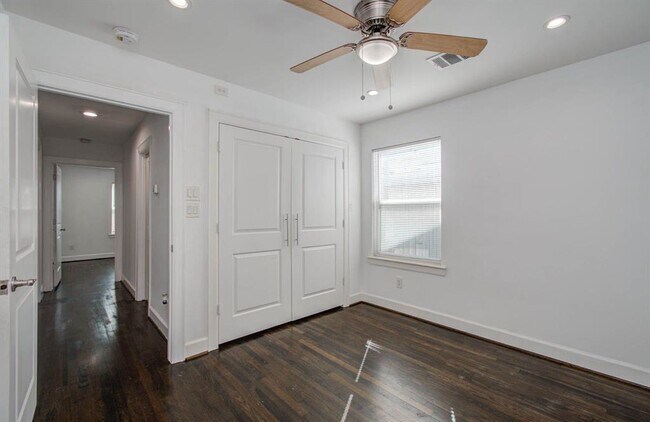 Building Photo - 3710 Erby St
