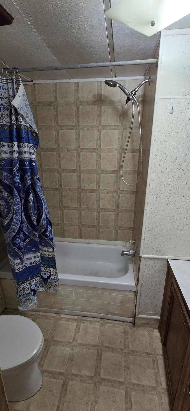 Building Photo - 324 W Blanco Blvd