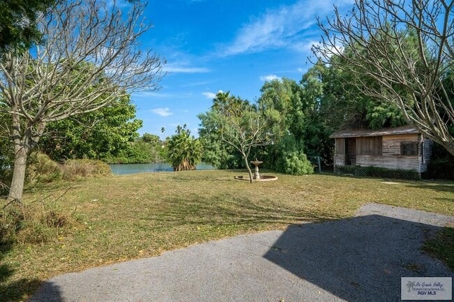 Building Photo - 3495 Boca Chica Blvd