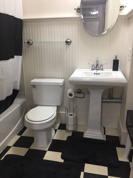 bath - 263 Pleasant St