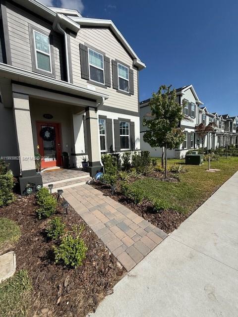 Building Photo - 9261 Gran Teatro Dr