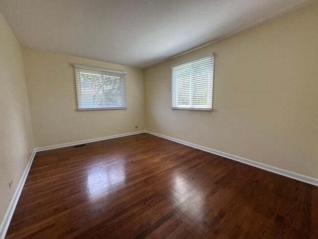 Building Photo - 1656 Castbourne Ct