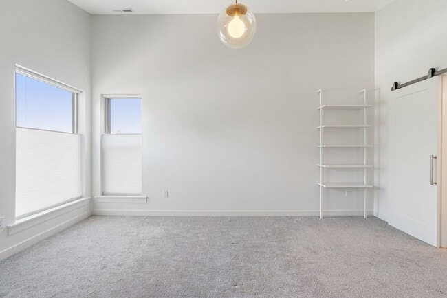 Building Photo - 4 bed, 4 bath Multi-Level Home in Pringle ...