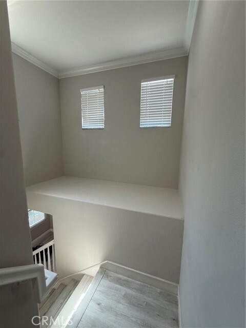 Building Photo - 436 N Placer Privado