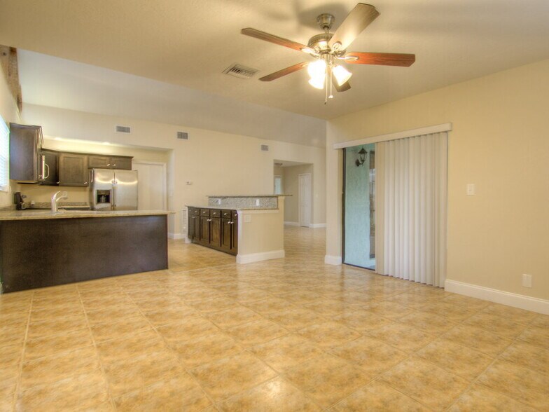 Building Photo - 13522 Exotica Ln