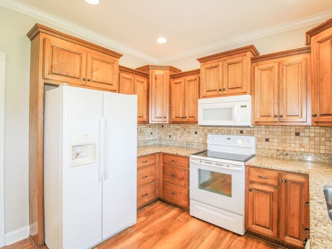 Building Photo - 27632 Keeton Rd