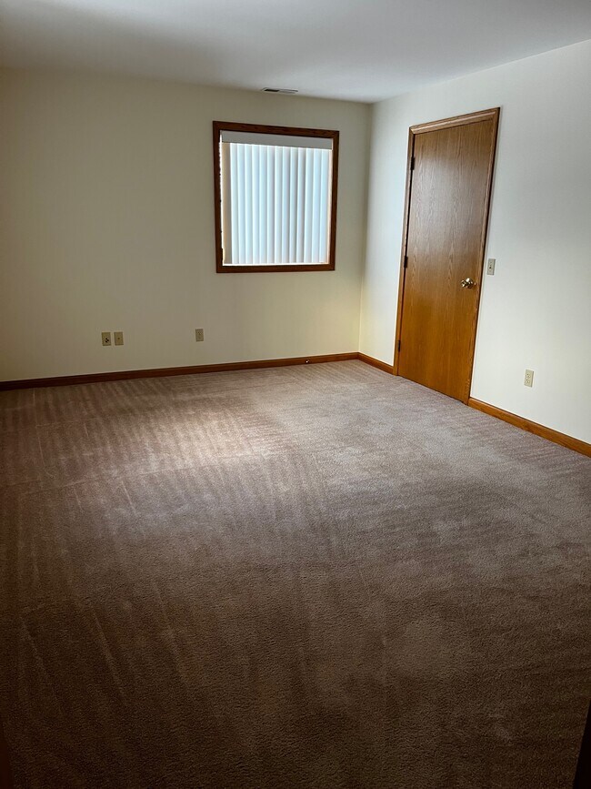 600 S Van Buren St 600 S Van Buren St Bay City MI 48708 Apartment