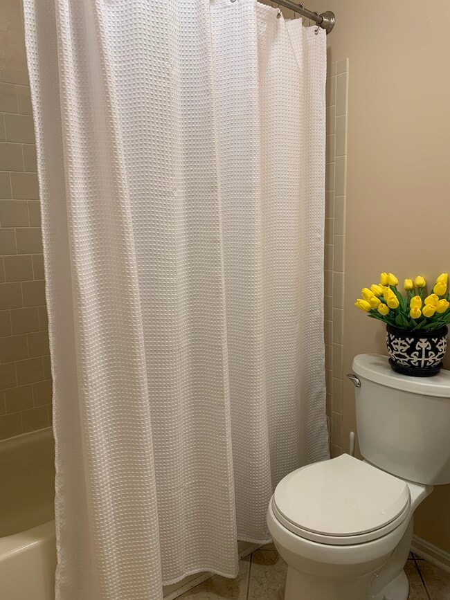 Second Floor Bathroom#2 - 9308 Steeple Ct