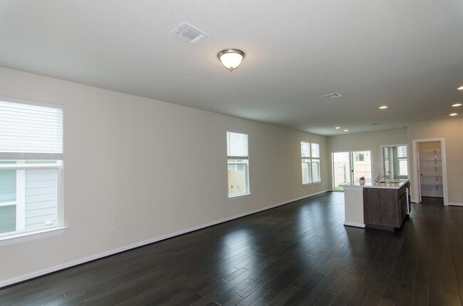 Building Photo - 6056 Urbano Bnd