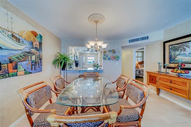 Building Photo - 17580 Gulf Blvd