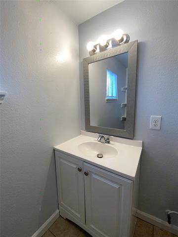 Building Photo - 905 Milam Dr