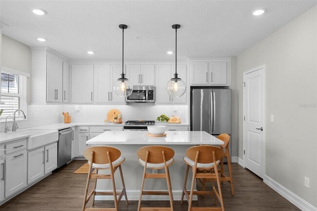 Building Photo - 5351 Bridge St