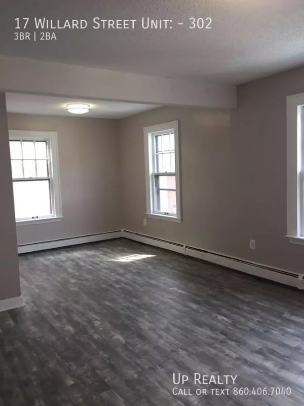 Building Photo - 17-21-21 Willard St