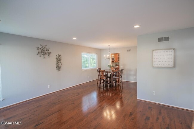 Building Photo - 3065 Starling Ave