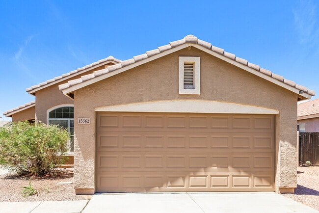 Building Photo - 13362 W Mauna Loa Ln