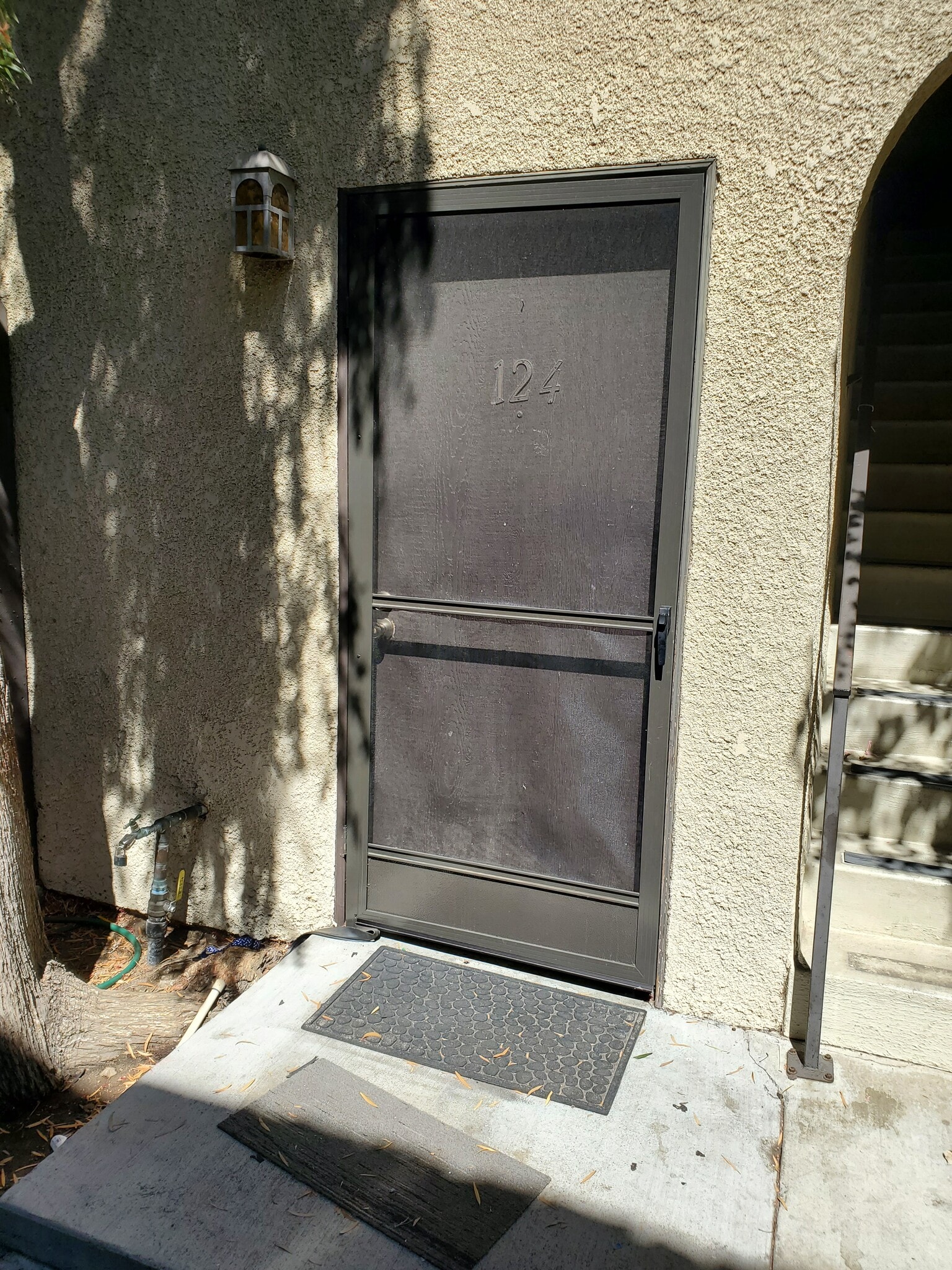 Building Photo - 8641 Glenoaks Blvd