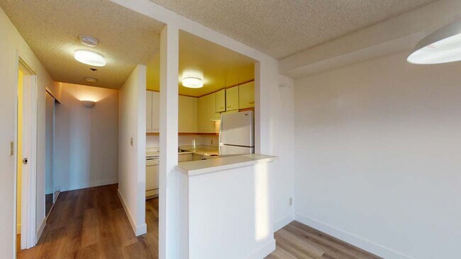 Floorplan - Trinity Towers Apartments
