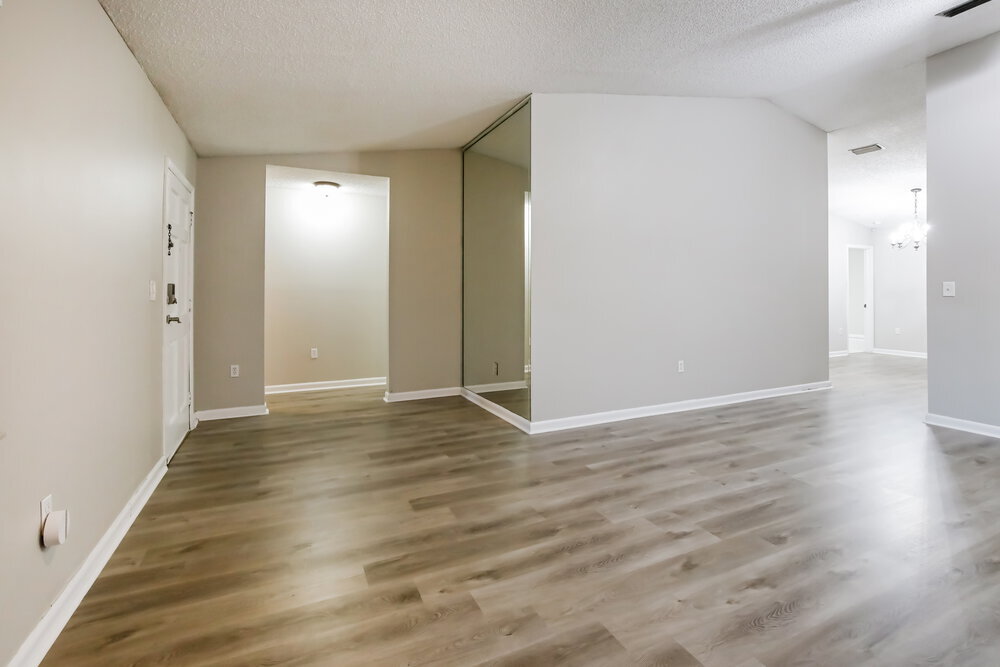 Building Photo - 1739 SW 138th Ave
