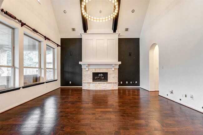 Building Photo - 12711 Waveland Bend Ln