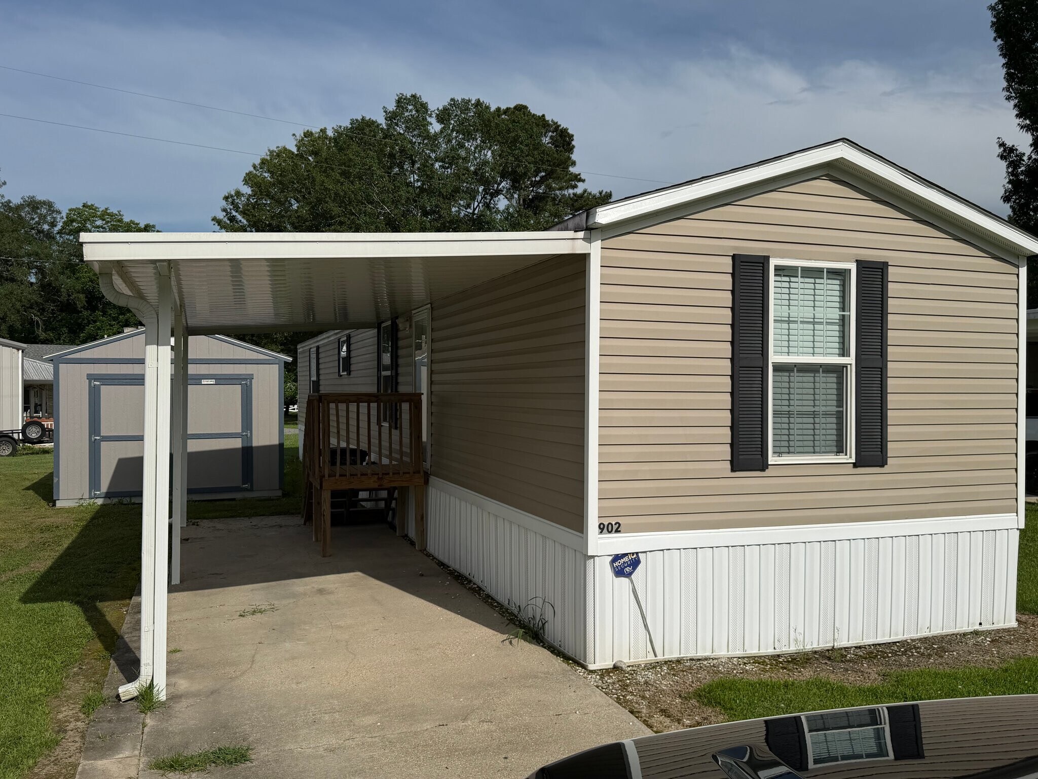 Building Photo - 17091 Swamp Rd