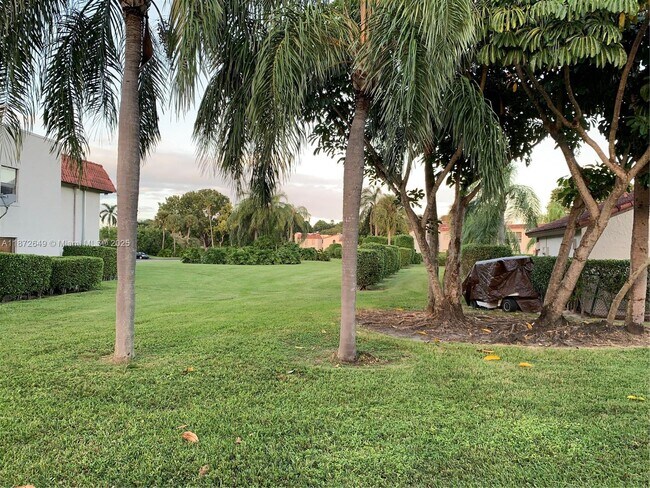 Building Photo - 7406 Woodmont Terrace