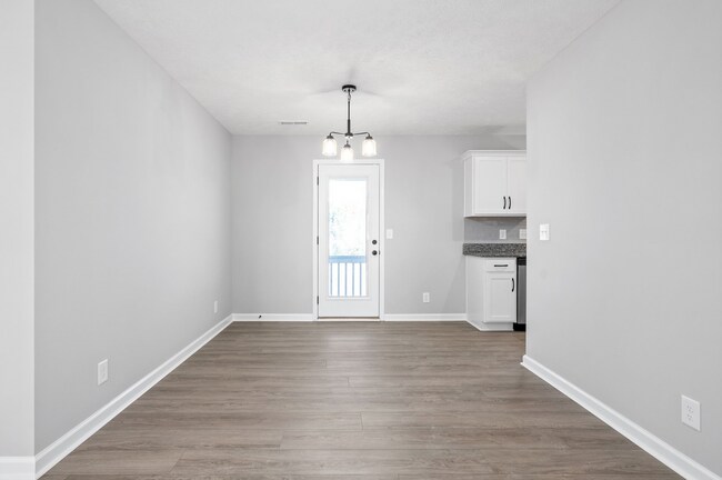 Building Photo - Beautiful Home For Rent in Country Like Setting!