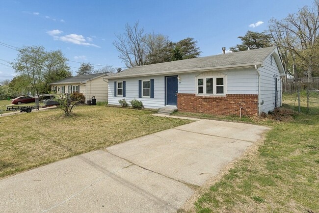 Building Photo - 30 Girard Ave