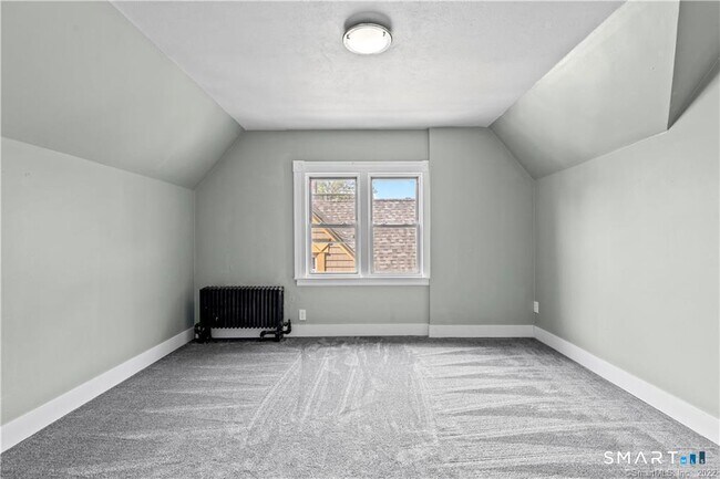 Building Photo - 171 Norton St