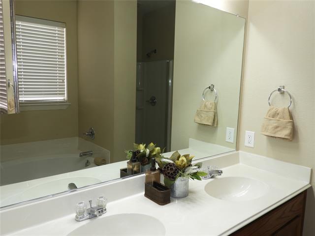 Building Photo - 5812 Quicksilver Dr