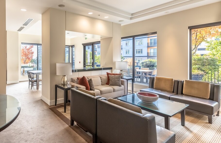 Community room with work spaces - 2721 1st Ave